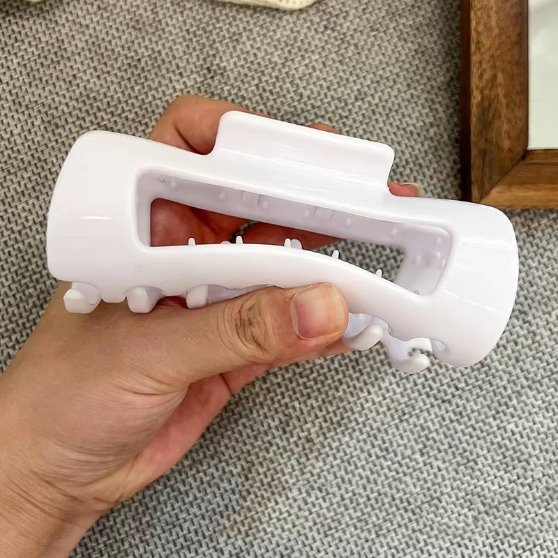 Soft Silicone Shark Hair Claw Clip – Non - Slip, Break - Resistant Grip for Women | Durable & Comfortable for Daily Wear & Sports - Sure Gadget