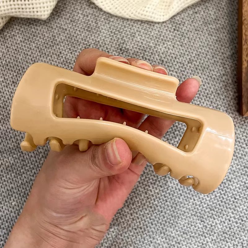 Soft Silicone Shark Hair Claw Clip – Non - Slip, Break - Resistant Grip for Women | Durable & Comfortable for Daily Wear & Sports - Sure Gadget